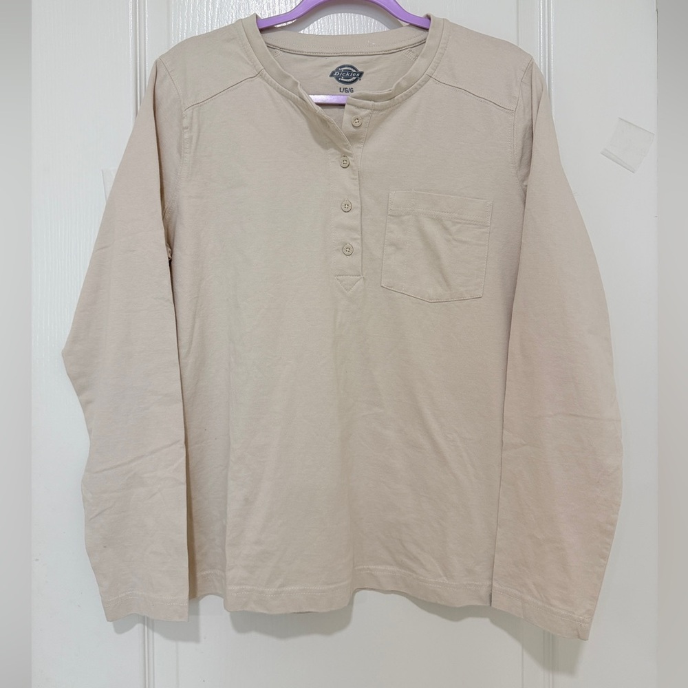 Dickies Long Sleeve Henley Shirt Beige Cream Size Large Classic Workwear NWOT